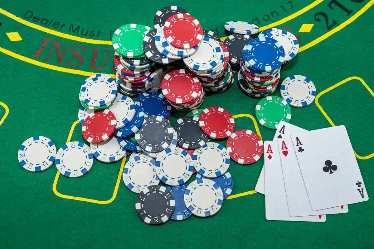Pusat olahraga dan hiburan virtual mql5
